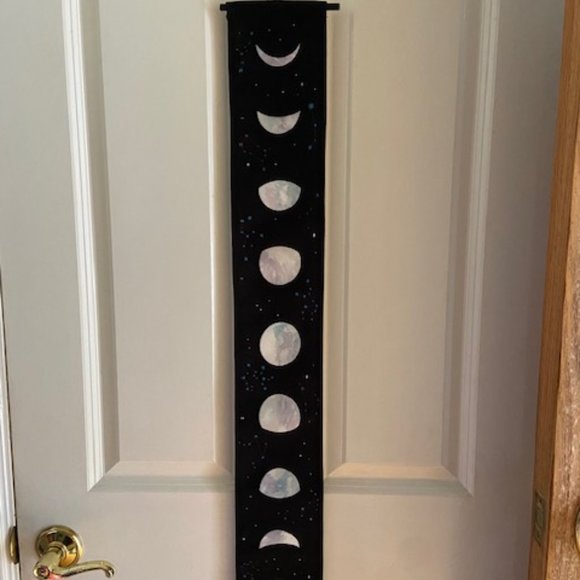 NEW Moon Phases & Zodiac Constellation Wall Tapestry - Picture 3 of 5